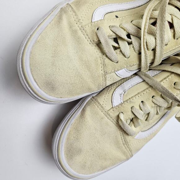 Vans Suede Leather Low Top Sneakers W8.5 M7 Pale Yellow Shoes Unisex - Picture 3 of 10